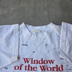 Vintage 90s China Window Of The World Map Tshirt Size XL White