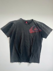 Vintage Quicksilver T-Shirt Surf Logo Black Size XL Faded Shabby Looking