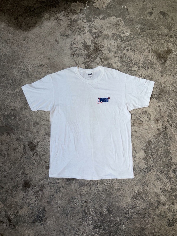 Vintage Mid 2000s Anvil NBA League Pass White T-Shirt. SIZE XL