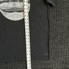 Nike 6.0 Dri Fit T Shirt L Gray Triangle Mountains Abstract Ethereal Reflection
