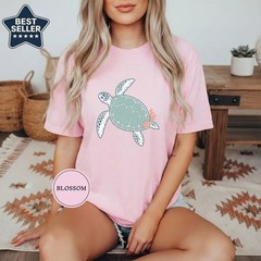 Line Art Sea Turtle Ocean Comfort Tee