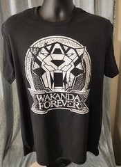 Marvel Black Panther: Wakanda Black T-Shirt Large Unisex