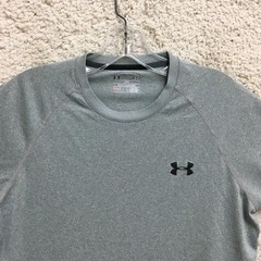 Under Armour Shirt Small Adult Gray Loose Heatgear Crewneck Short Sleeve Mens S