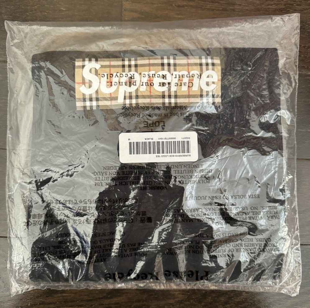 Supreme x Burberry Black Box Logo Tee SS22 Size Medium – NEW SEALED IN PLASTIC