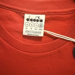 Diadora Red Logo T Shirt Mens Small Athletic Graphic Tee Side Stripe NWT