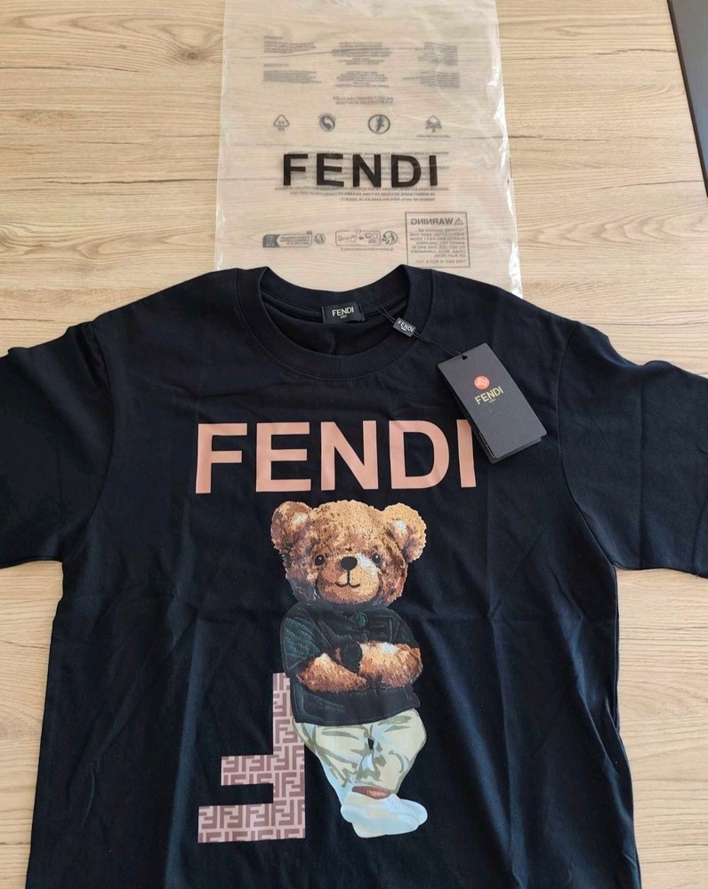 Fendi Roma T-Shirt – Men’s 2XL 3XL 4XL