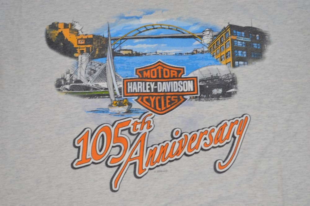 Harley Davidson Motorcycles House Milwaukee 105th Anniversary Shirt Large