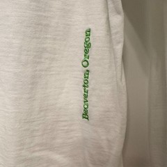 Nike Air Max World Tour Long Sleeve White Printed Graphic Tee Mens Medium