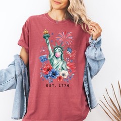 Funny Statue of Liberty Bubble Gum Shirt Cute 4th of July Women Patriotic Tee