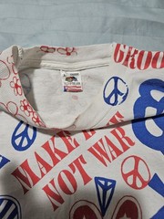 Vintage 80s All Over Print Peace Love Not War T-Shirt Lrg AOP Single Stitch RARE