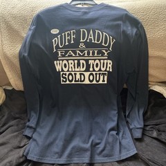 Puff Daddy & Family World Tour Vintage “Still Glows In The Dark” XL T Shirt