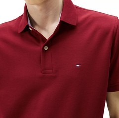Tommy Hilfiger Men’s Classic Fit Crew Neck Logo T-Shirt Burgundy Sz M