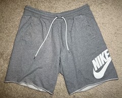 Nike Fleece Shorts Light Gray Swoosh Logo Size XXL Athletic W Pockets