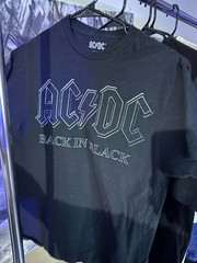 AC/DC Back In Black Graphic Tee Black Crew Neck Short Sleeve Unisex M