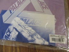 Palace Under The Weather Tee T-Shirt Size XL Light Purple Palace Skateboards New