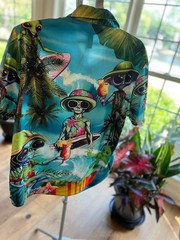 Novelty Alien Shirt Mens XL Party Hawaiian Button Up Casual Short Sleeve Graphic