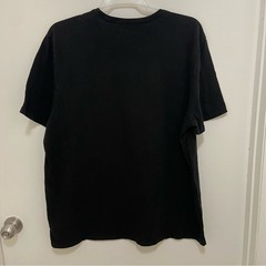 GAP Black Short Sleeve Tee with Artistic Voodoo Skull Graphic
