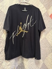 Nike Air Jordan Mens T-Shirt XL Black Gold Jumpman Gold Logo Short Sleeve Tee