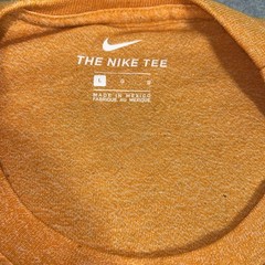 Nike Tennessee Volunteers Shirt Men’s Size Large Logo Swoosh Big T Logo Orange