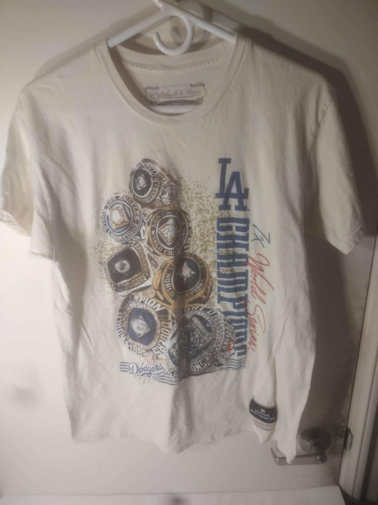 Los Angeles Dodgers Mitchell & Ness World Series Championship Rings T-shirt