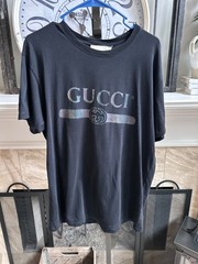 GUCCI men’s short sleeve logo T-Shirt – Black – M