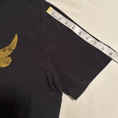 Under Armour Brahma Bull Mens T-shirt Heatgear Loose Fit Mens Sz Med Distressed