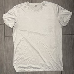 Uniqlo AIRism Crew Neck Short Sleeve T-Shirt Men’s XL Silver Cooling Quick Dry