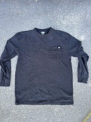Dickies Men’s M Black Solid Cotton Knit Long Sleeve Crew Neck Pocket Tee