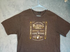 District Made Mens Gray Graphic Short Sleeve T-Shirt Bluegill Grill Whiskey XL