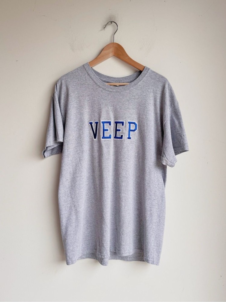 VEEP Graphic Tee Large Heather Gray Gildan Heavy Cotton Unisex T-Shirt Blue