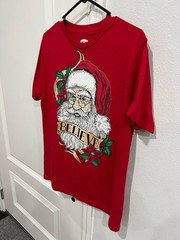 Holiday Time Santa Graphic Red Christmas T-Shirt Size Medium Americana Retro