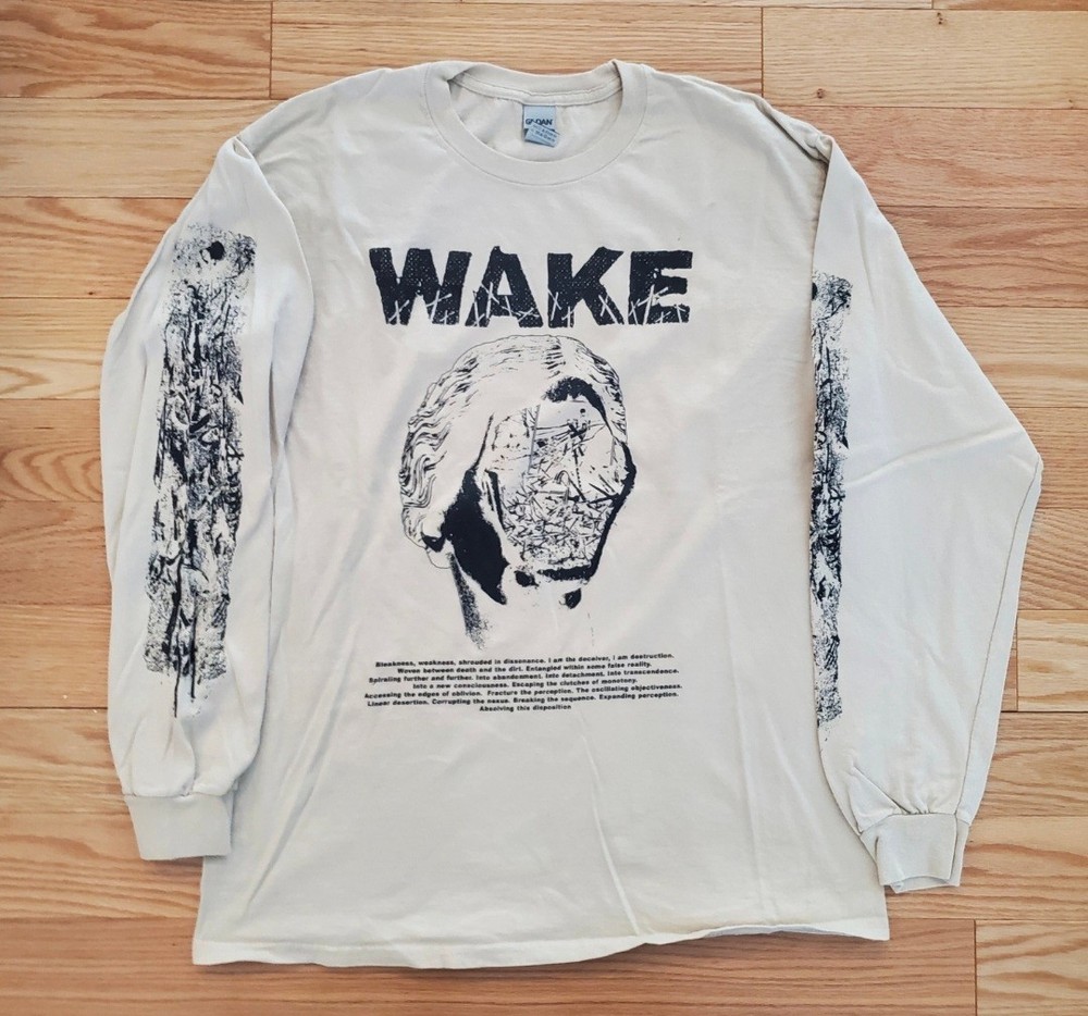 Wake- Longsleeve (L)