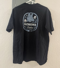 Patagonia Responsibili-Tee Dallas Wolf Graphic T-Shirt Black Men’s M 37728 BLK