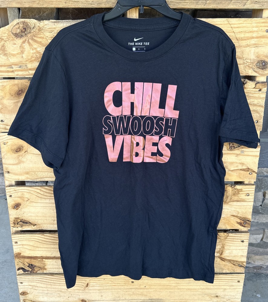 NIKE CHILL SWOOSH VIBES T SHIRT MENS BLACK LARGE