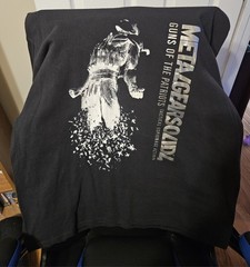 Vintage 2008 Metal Gear Solid 4 Guns of the Patriots Hideo Kojima T-Shirt 2XL