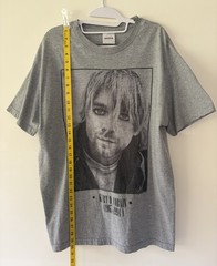 Vintage 1994 Kurt D. Cobain 1967-1994 Memorial T-Shirt L end of the music