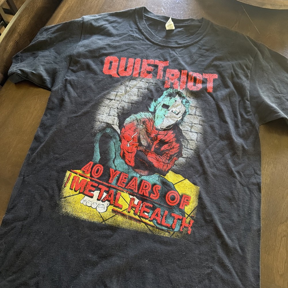 Quiet Riot – 40 Years of Metal Health Shirt New Medium M