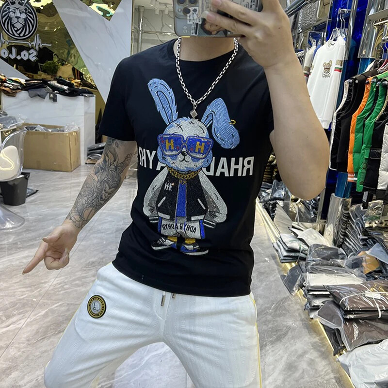 New Fashion Hot Drill Rabbit Cartoon Rhinestones Trend Summer Luxury Men T-Shirt