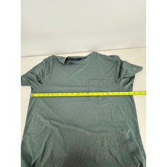 Kenneth Cole Reaction Men’s Active Green Short Sleeve Crew T-Shirt Sz M w Pocket