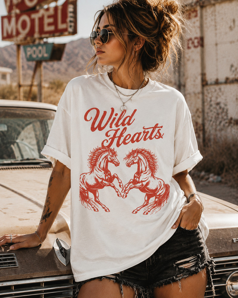 Wild Hearts Horse Shirt Vintage Western Cowgirl Cowboy Graphic Horse Tee