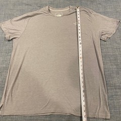 The North Face Mens XL Gray Short Sleeve Crew Neck T Shirt Polyester Elastane