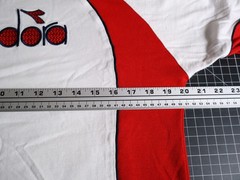 Diadora T-Shirt Men’s Medium White Red Logo Embroidery Retro Soccer Cotton