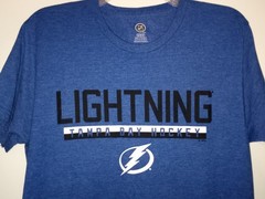 😃NHL Official License Tampa Bay Lightning Mens T-Shirt M Medium NWOT NEW