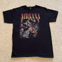 M&O Gold 2010 Nirvana Kurt Cobain Unplugged Set men’s tshirt in black size M