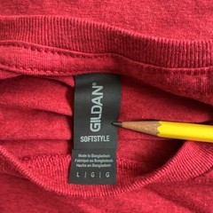 Gildan Soft Style Ringspun Red T-Shirt Kiwi Size Large Pain Paints Paintings