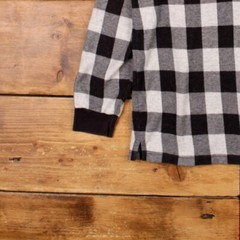 Vintage All Over Print T Shirt Medium John Ashford Long Sleeve Checked Black
