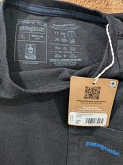 New Patagonia Responsibili-Tee Men’s L Regular Fit Black Pocket Logo Graphic Tee