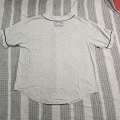 Vintage Pooh Men’s L Gray Baseball V-Neck Jersey Winnie the Pooh Tee