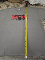 GORGEOUS LIGHT GREY BATMAN 66 TV SHOW EMBLEM SHIRT RARE size 2XL Hanes Beefy-T