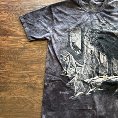 2016 The Mountain Wolves T Shirt Size Large Gray